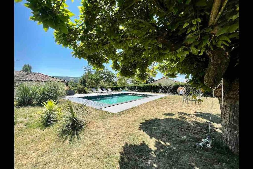 Alix Logements Chaleureux Dans Maison Avec Piscine A 35 Min De Lyon מראה חיצוני תמונה